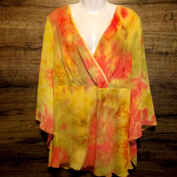 Studio C Top Size 18/20 Tie Dye Bell Sleeve - Picture 2 of 10